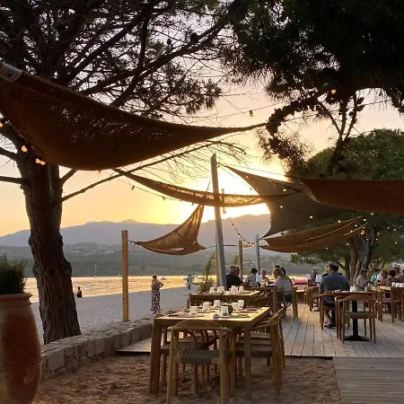 Golfo Di Sogno مكان تخييم 4*