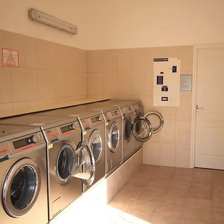 مكان تخييم Golfo Di Sogno بورتو فيكشْيو